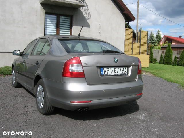 Skoda Octavia 1.4 TSI Ambiente - 8
