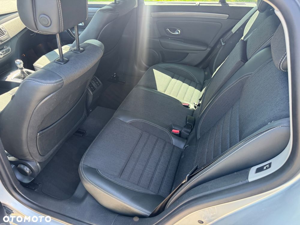 Renault Laguna 2.0 DCi Confort Dynamique - 12