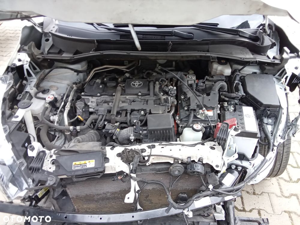 Toyota Corolla Cross 1.8 VVT-i Teamplayer - 11