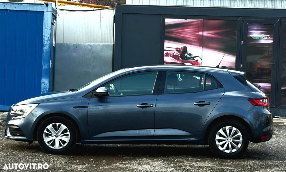 Renault Megane ENERGY TCe 100 LIFE - 4
