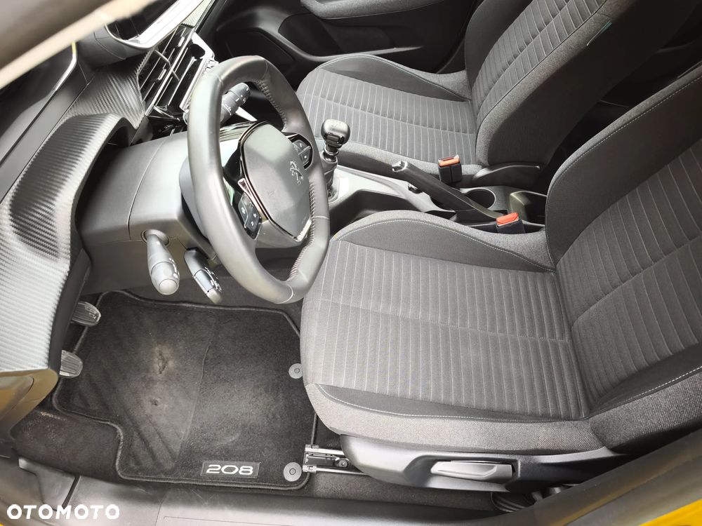 Peugeot 208 1.2 PureTech Style S&S - 11