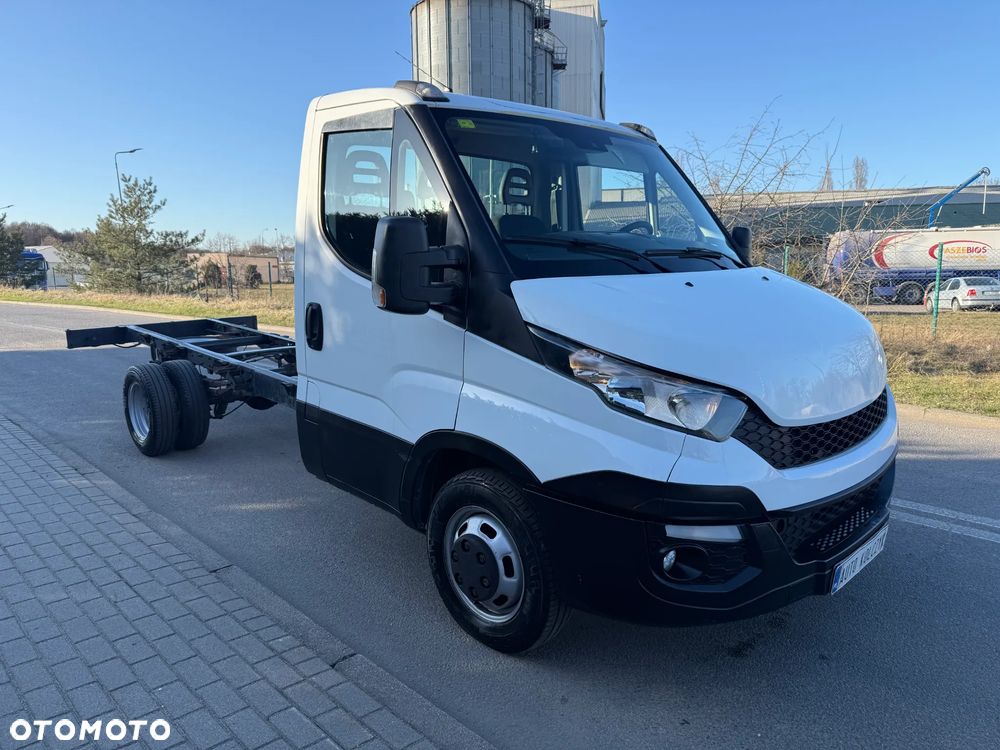 Iveco Daily 35C15 - 3