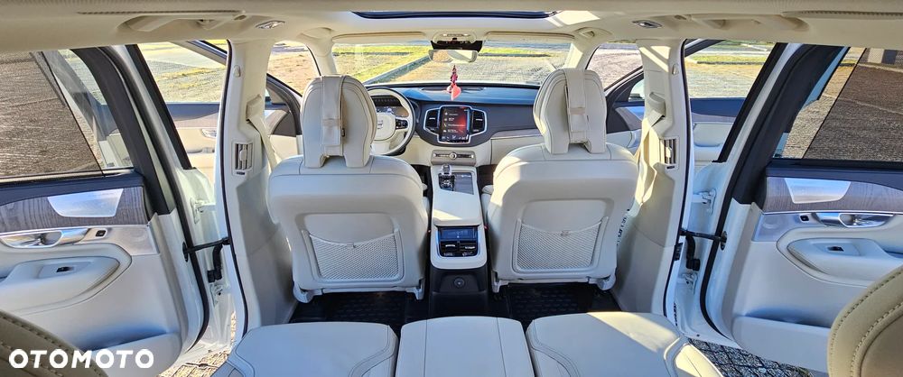 Volvo XC 90 T8 AWD Plug-In Hybrid Inscription 7os - 14