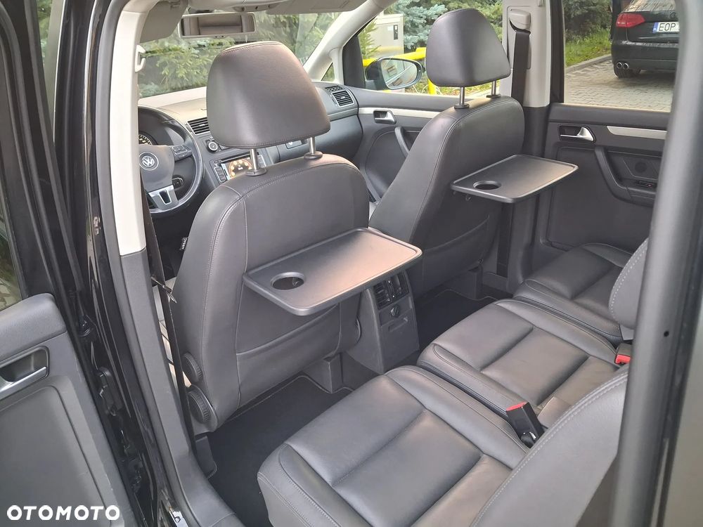 Volkswagen Touran 2.0 TDI Highline DSG - 29