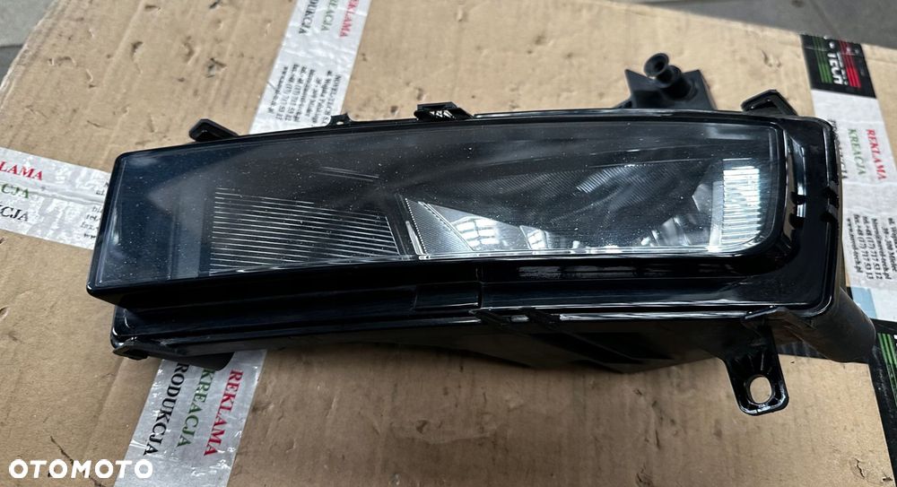 vw touran iii 16- halogen prawy przód 5ta941662a - 2