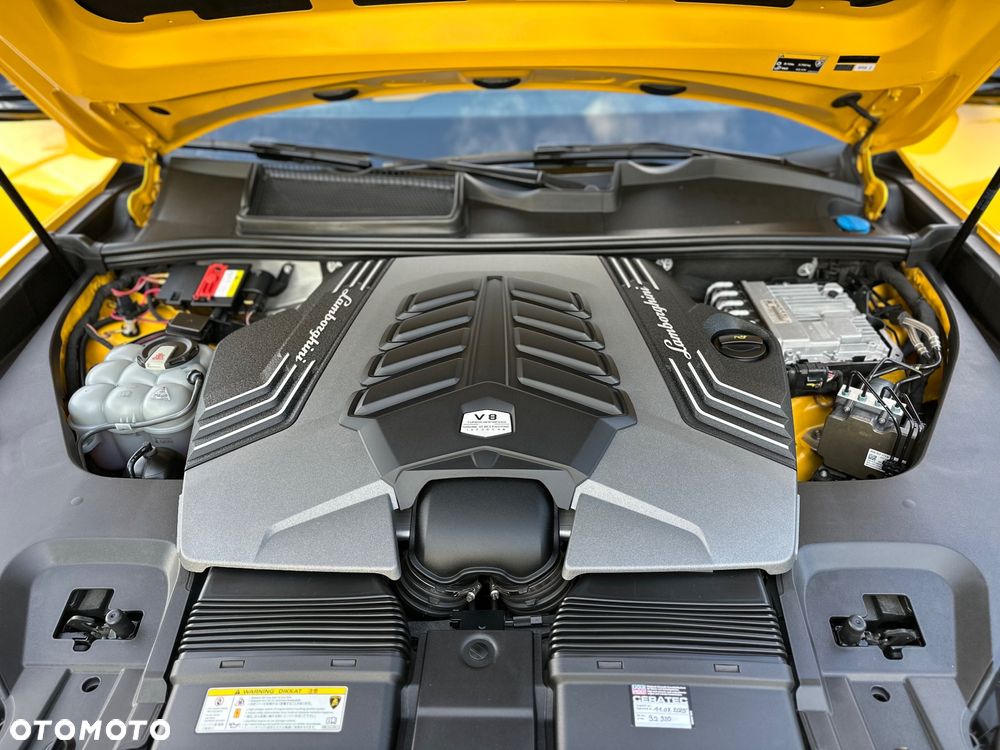 Lamborghini Urus - 36