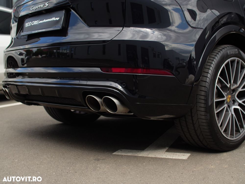 Porsche Cayenne - 22