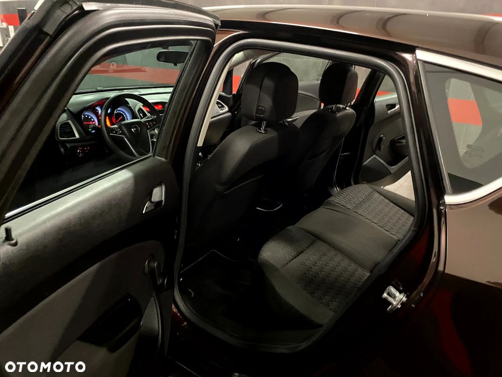 Opel Astra 1.4 ecoFLEX Cosmo - 16