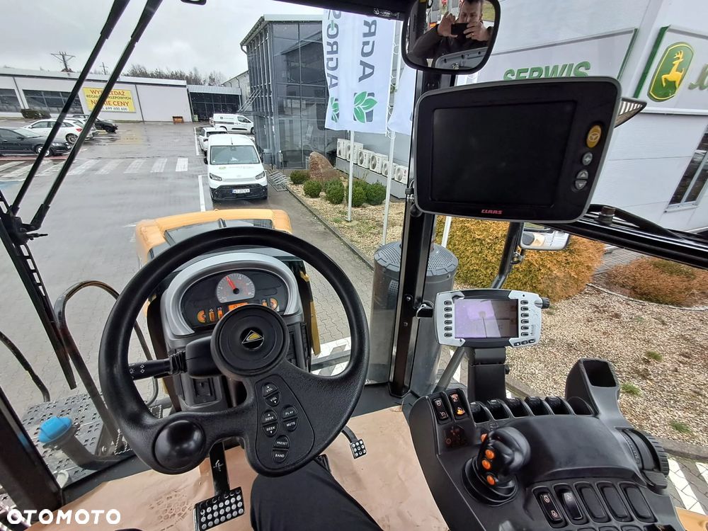 Challenger MT775E - 11