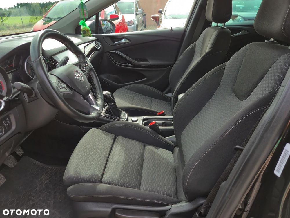 Opel Astra 1.4 Turbo Innovation - 15