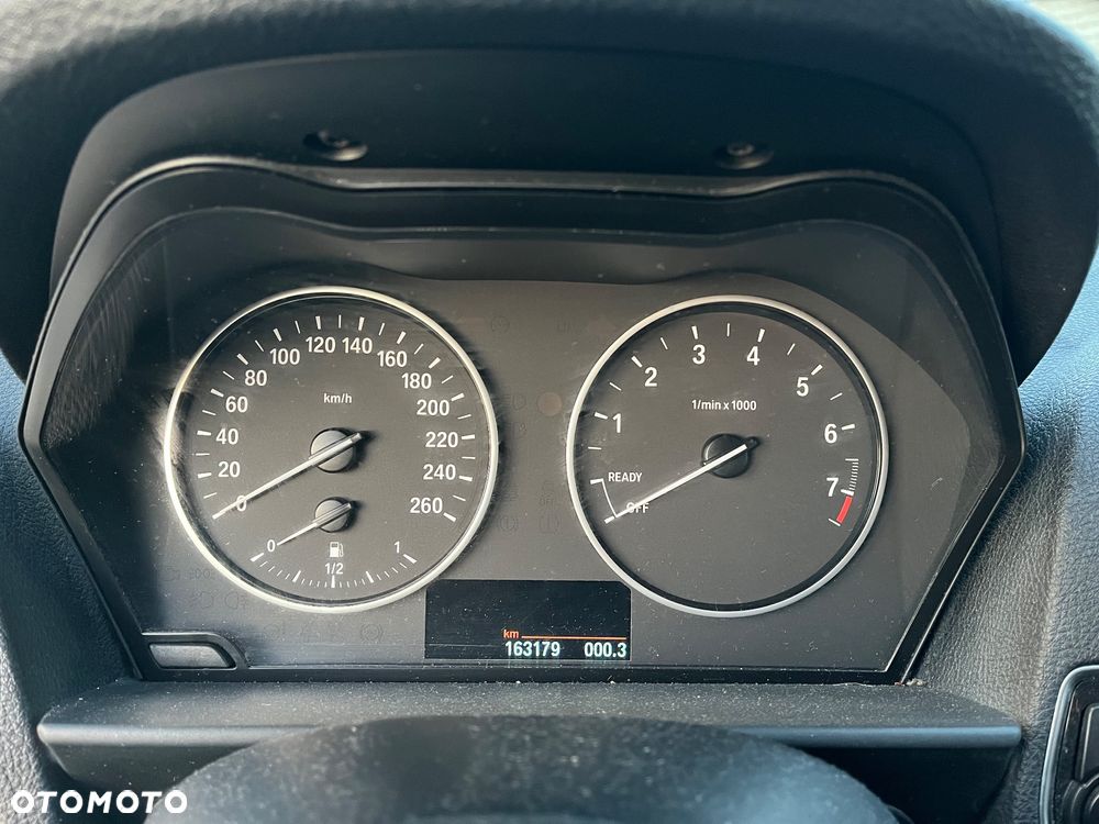 BMW Seria 1 116i - 17