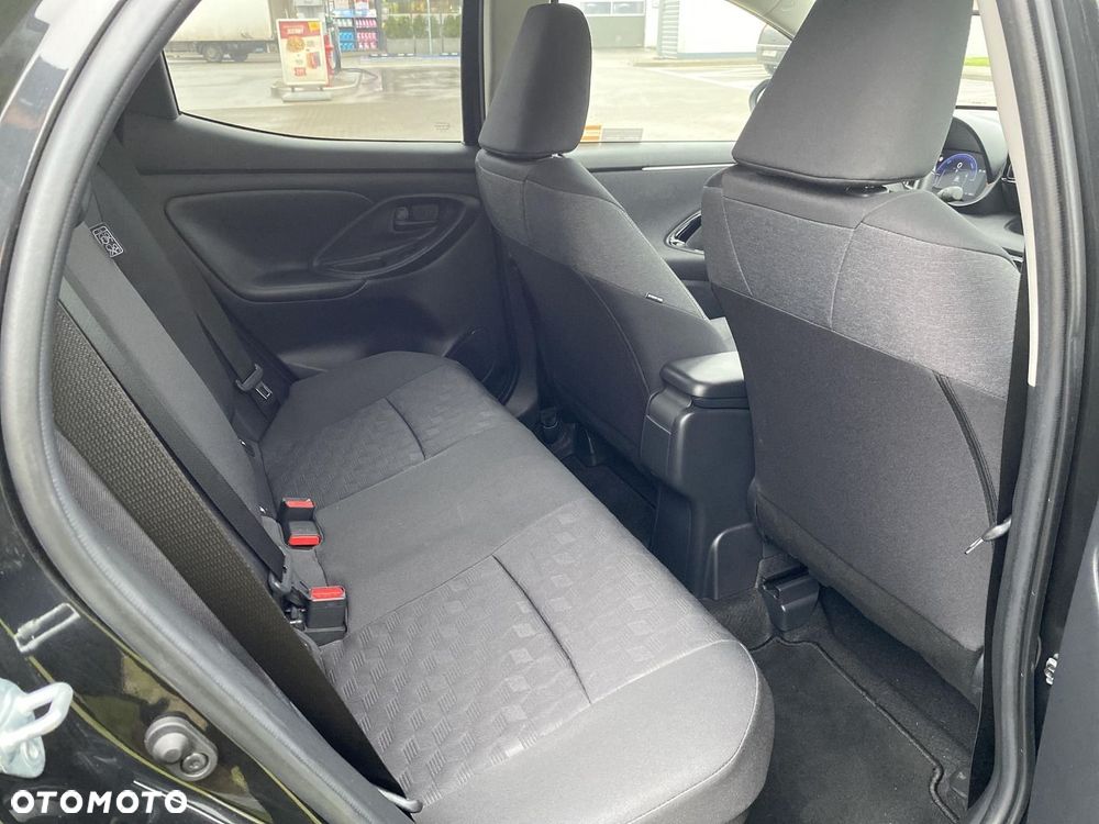 Toyota Yaris Hybrid 1.5 Style - 21