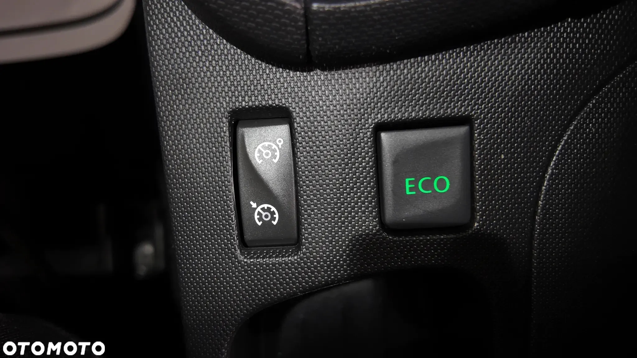 Renault Clio 1.2 TCe GT 120 EDC - 29