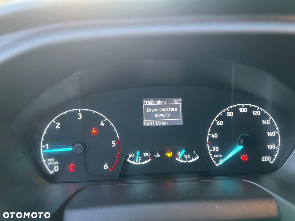 Ford Transit Custom - 23