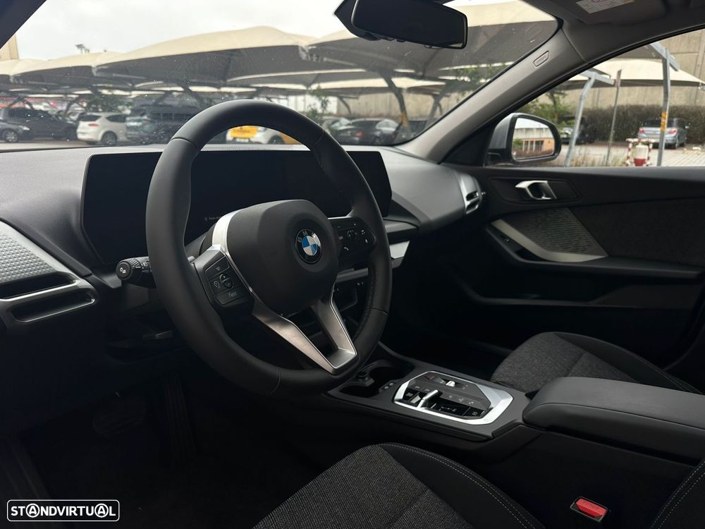 BMW 116 d Pack Desportivo M Auto - 7