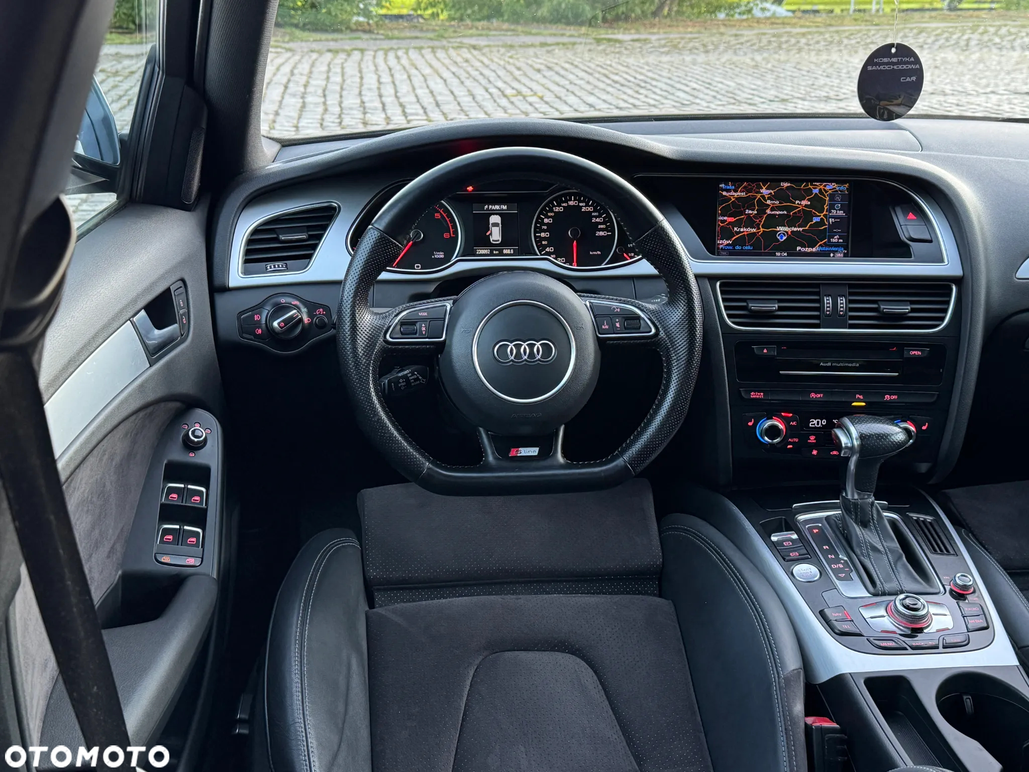 Audi A4 Avant 2.0 TDI Quattro Line S tronic - 8