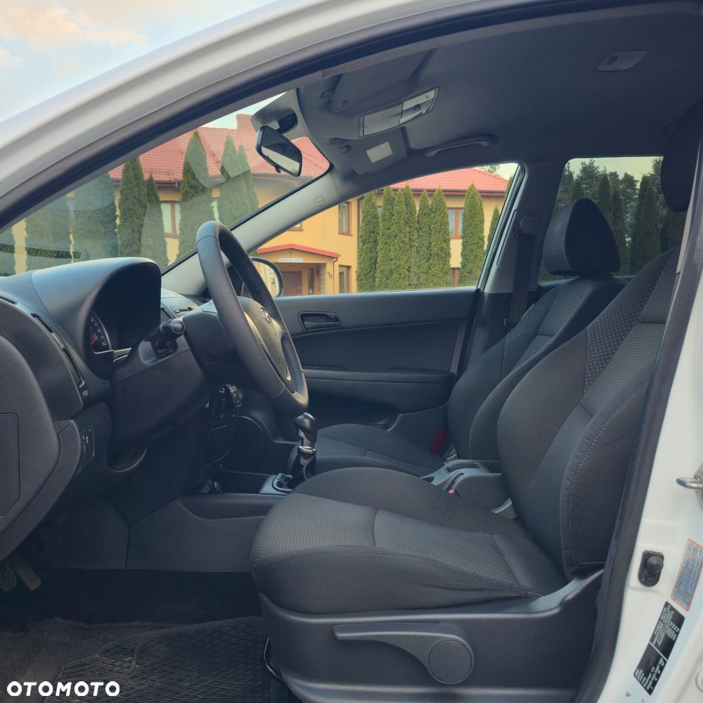 Hyundai i30 1.4 Blue Classic - 22