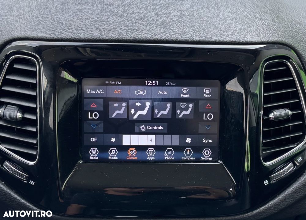 Jeep Compass 2.0 M-Jet 4x4 AT Limited - 17