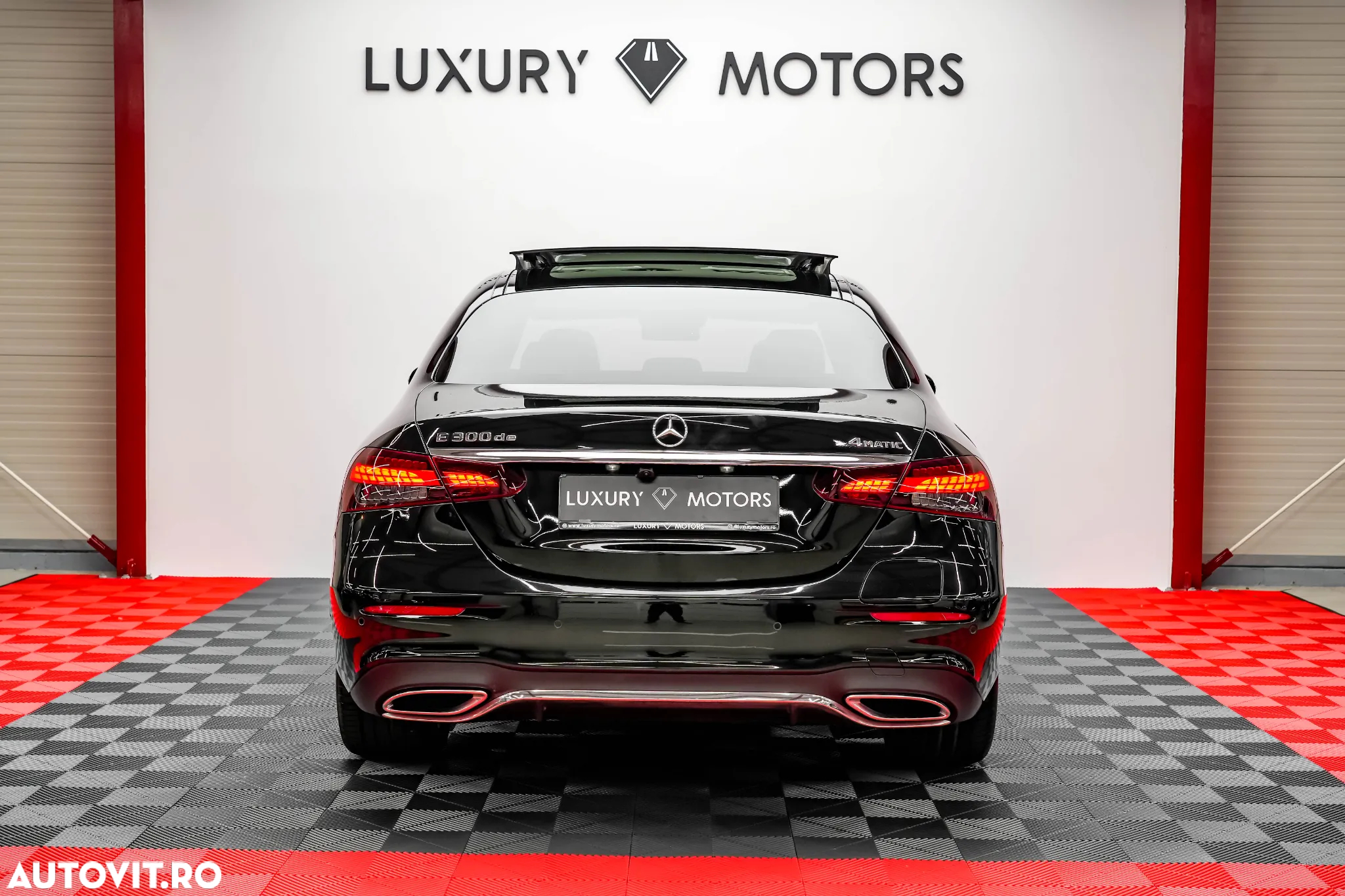 Mercedes-Benz E 300de 4Matic 9G-TRONIC Edition AMG Line - 13