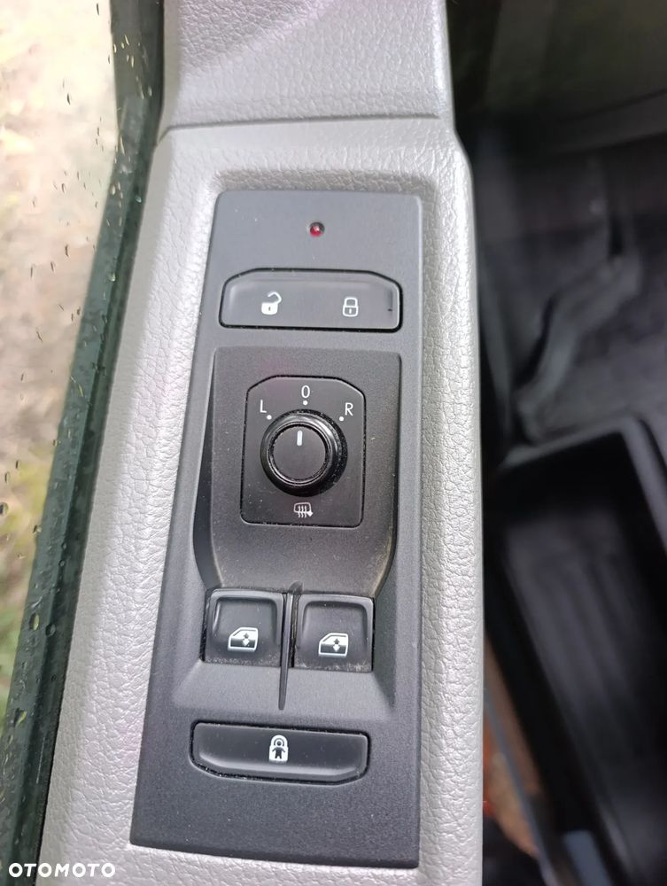 Volkswagen Transporter - 17