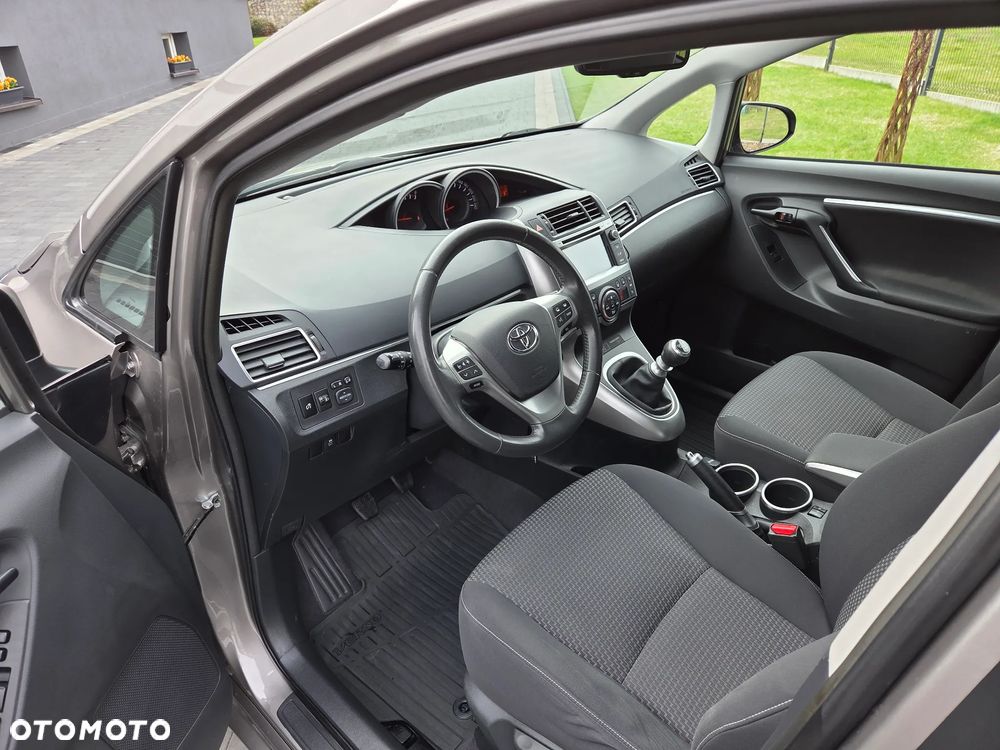 Toyota Verso 1.8 5-Sitzer Edition-S - 10