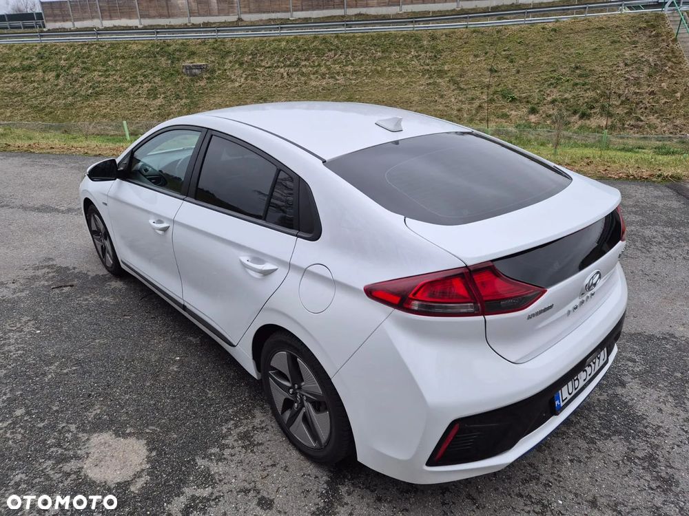 Hyundai IONIQ 1.6 GDI Premium - 12