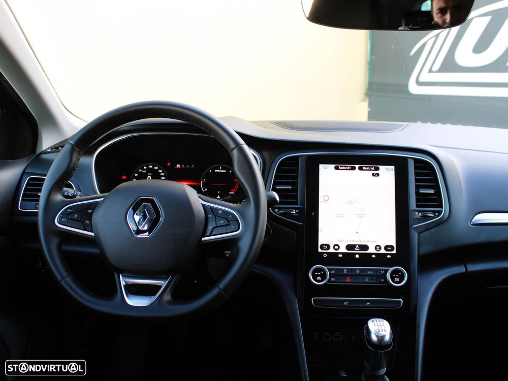 Renault Mégane 1.5 Blue dCi Techno - 4