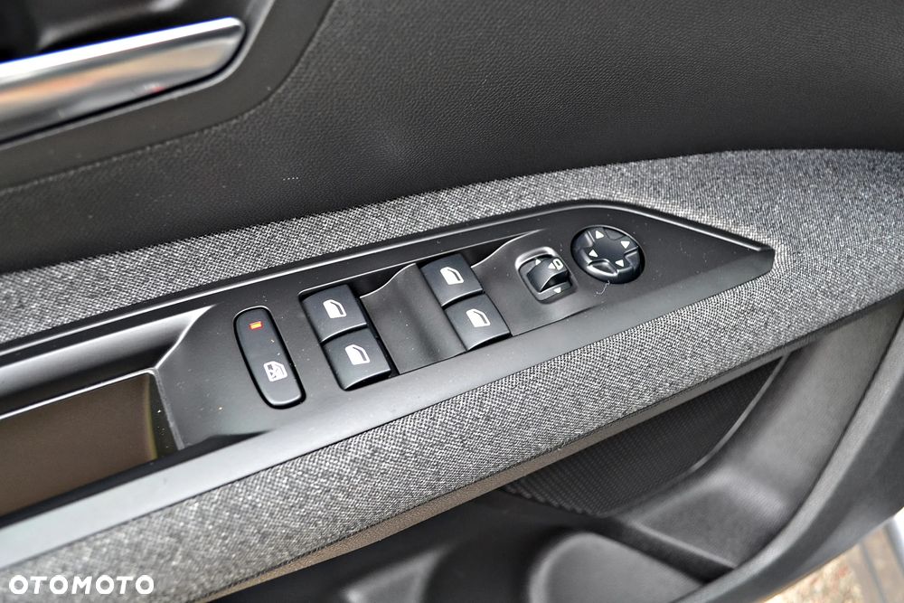 Peugeot 5008 1.2 PureTech Active S&S - 21