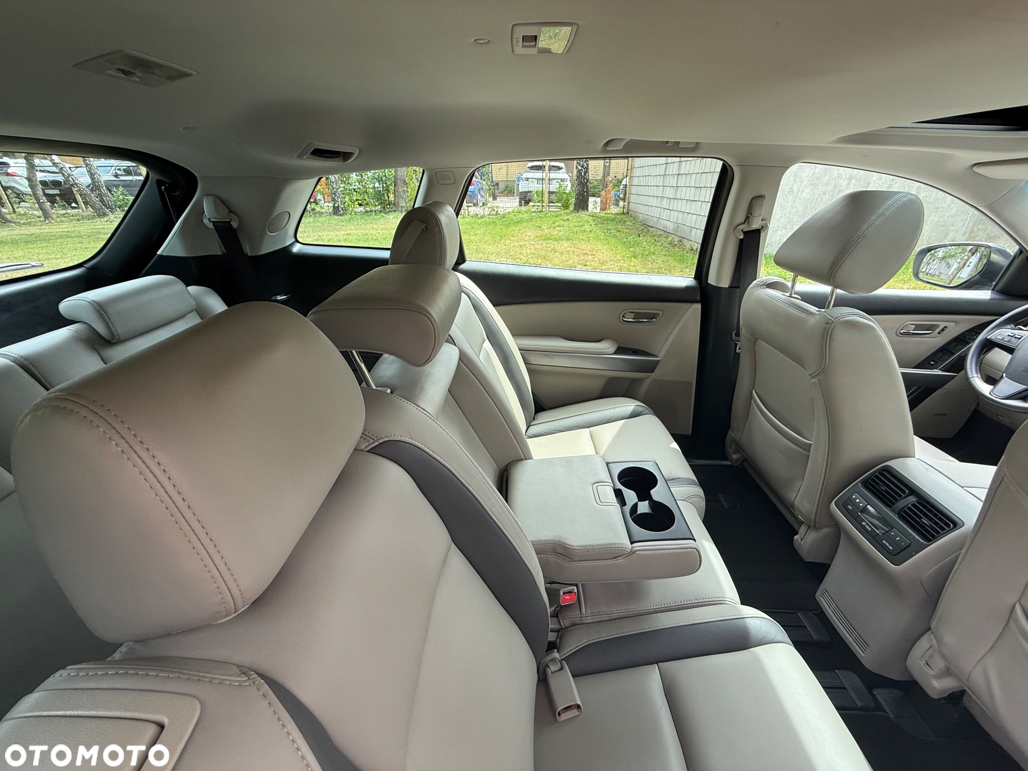 Mazda CX-9 3.7 V6 Touring - 16
