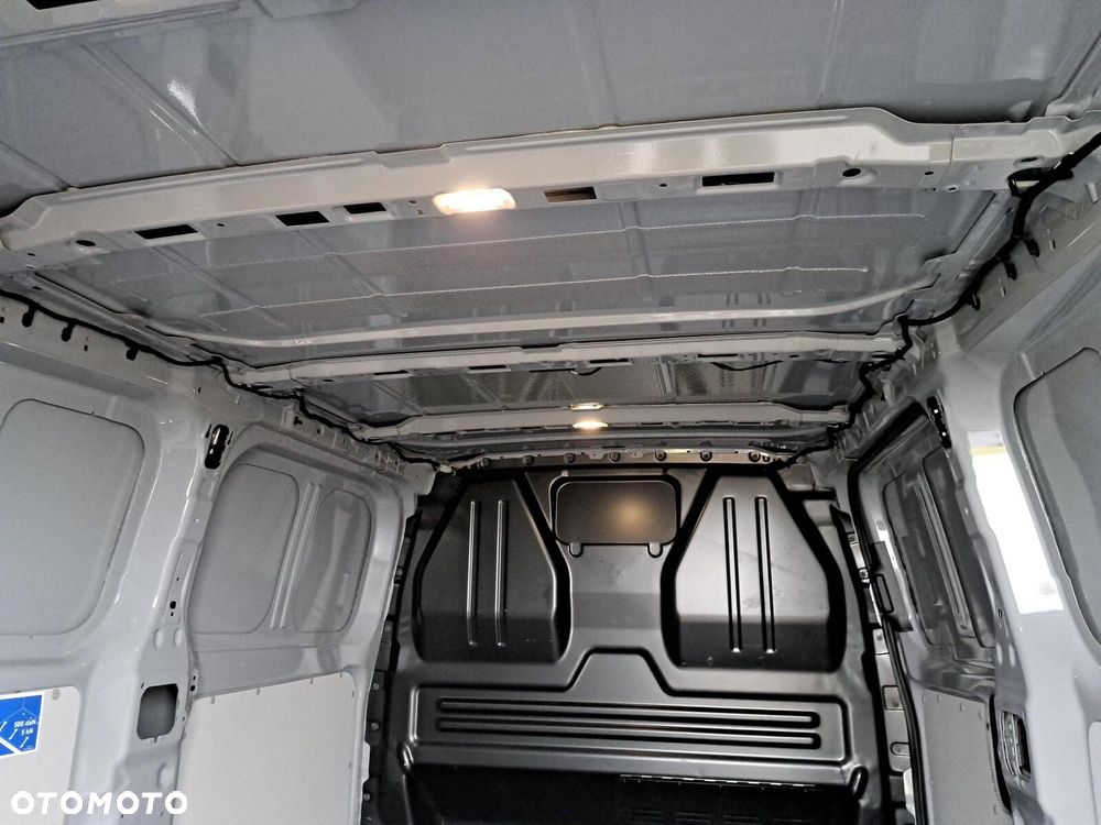 Volkswagen Transporter Furgon, 2,0 l TDI 170 KM / 8-bieg.automatyczna r. o: 3500 mm - 11