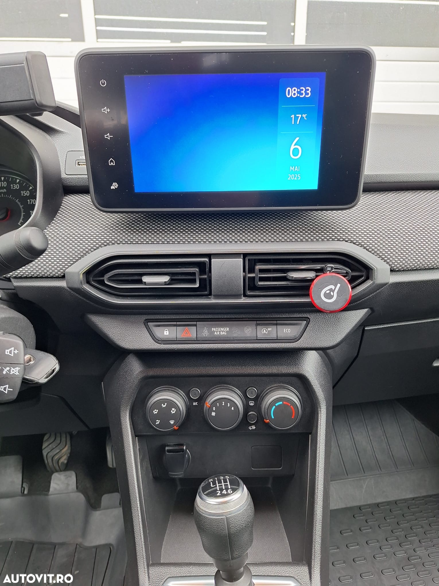 Dacia Logan TCe 90 MT6 Comfort - 8