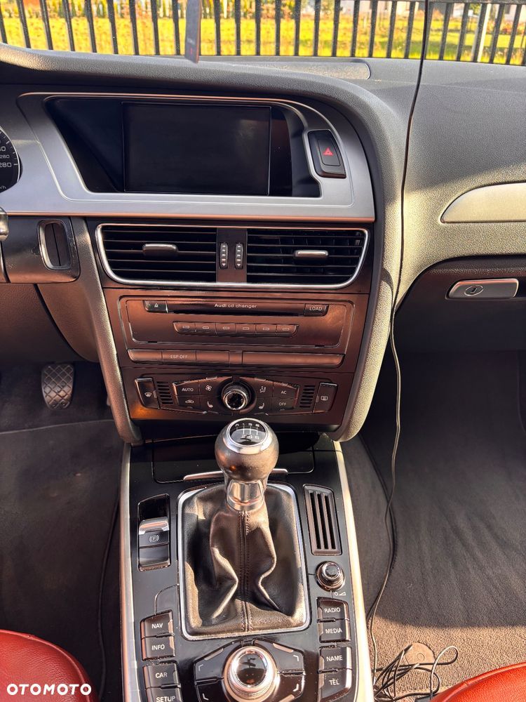 Audi A4 - 24