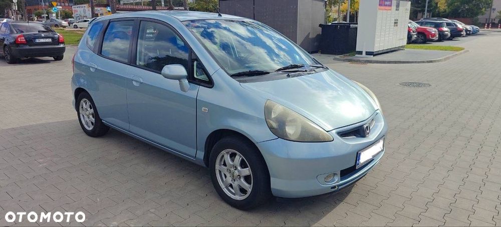 Honda Jazz 2008 photo 2