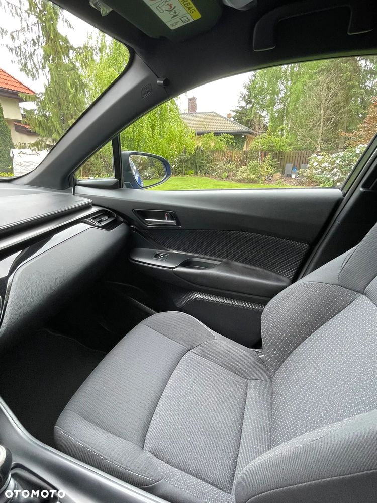 Toyota C-HR 1.2 T Dynamic - 13