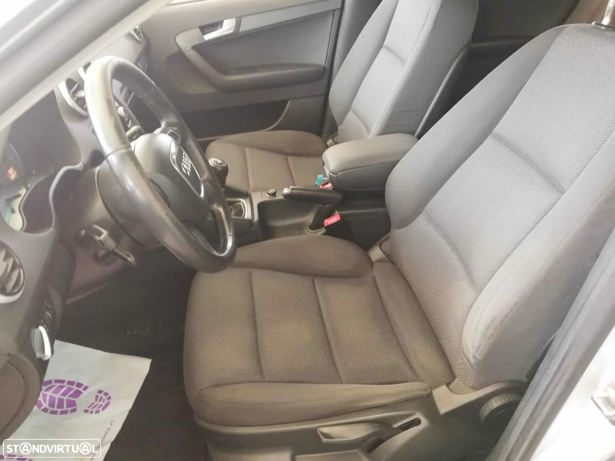 Audi A3 Sportback 1.6 TDI DPF Ambiente - 6