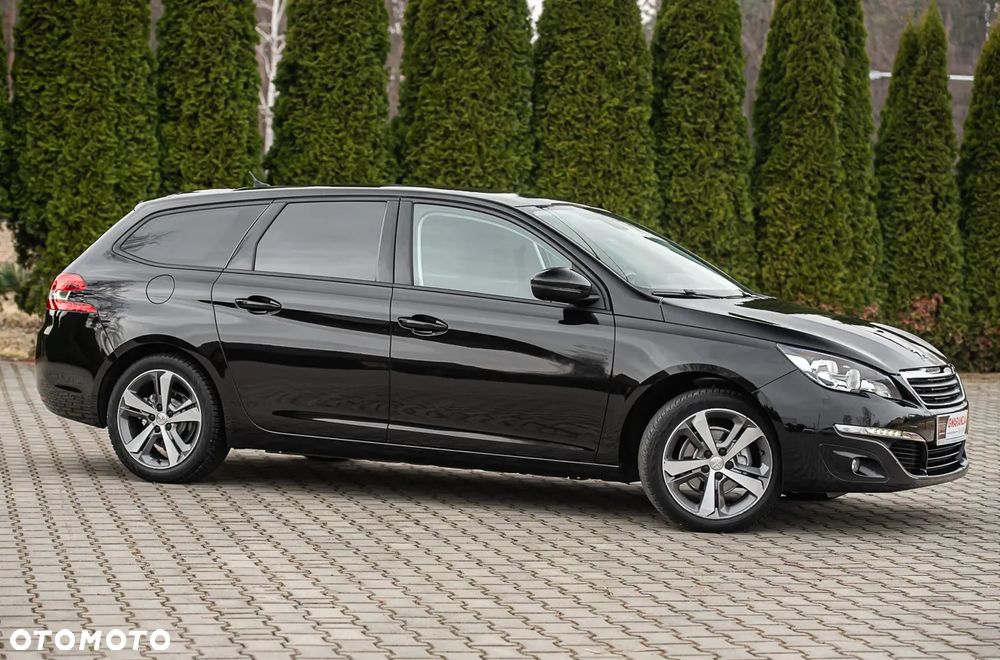 Peugeot 308 1.2 PureTech GPF Allure Pack S&S EAT8 - 3