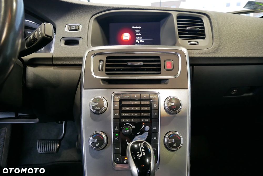 Volvo S60 T5 Geartronic - 25