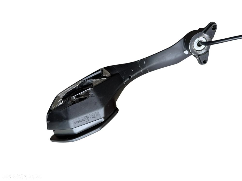 Lusterko P   Yamaha Niken 900    17-21R - 4