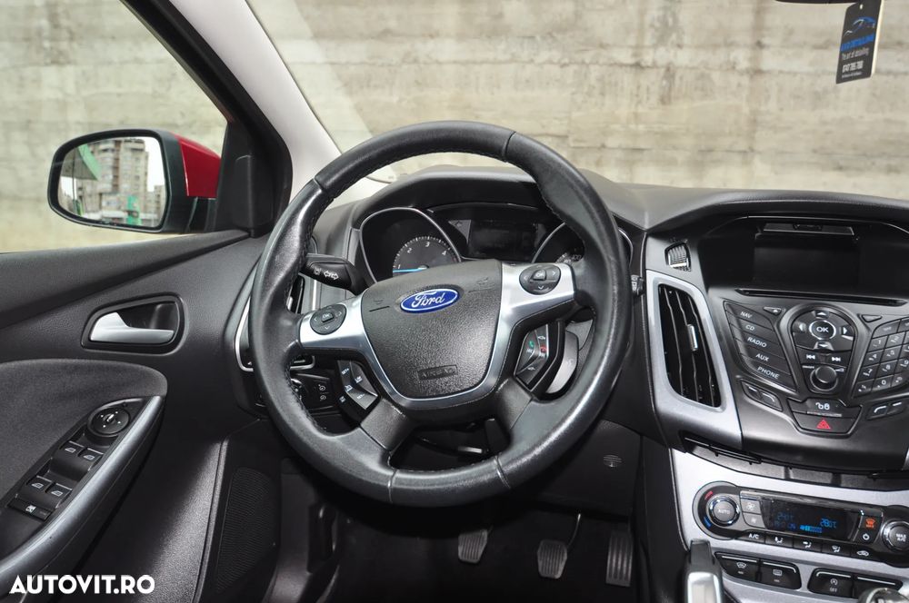 Ford Focus 1.6 TDCI DPF Start-Stopp-System Titanium - 17