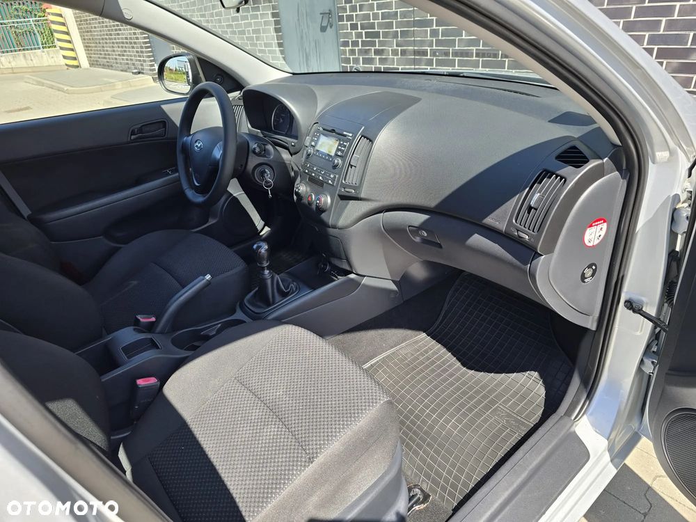 Hyundai i30 i30cw 1.4 Edition Plus - 20