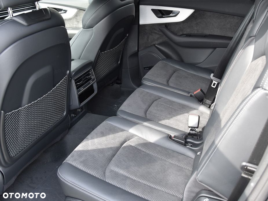 Audi Q7 - 18