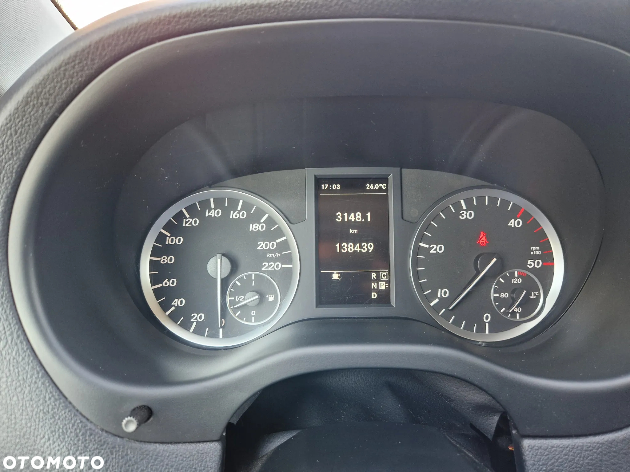 Mercedes-Benz Vito - 11