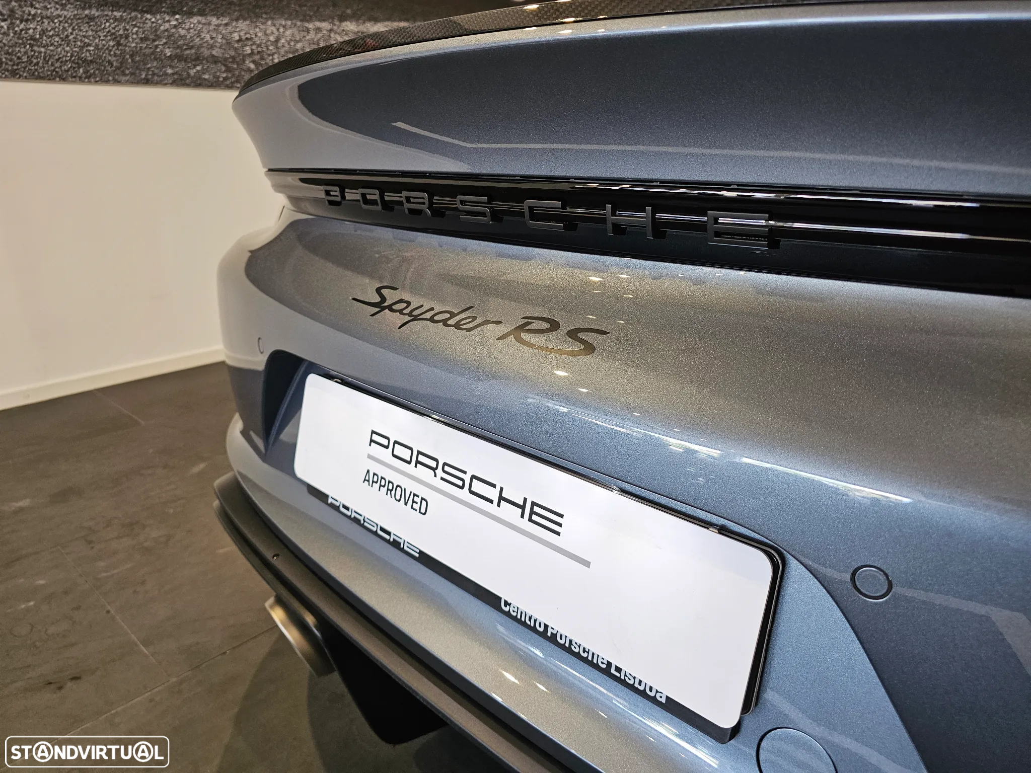 Porsche 718 Spyder - 13