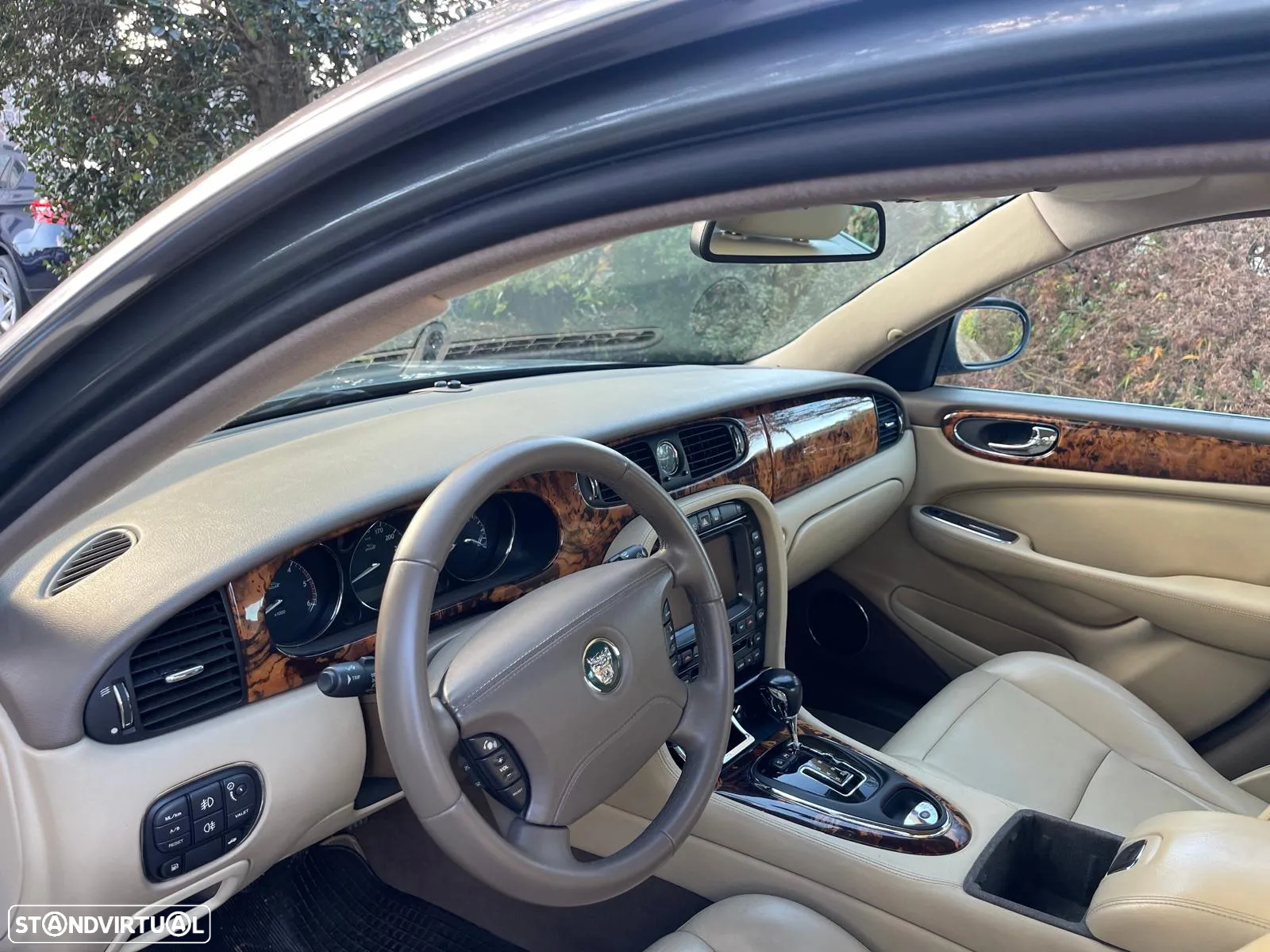Jaguar XJ XJ6 2.7 D V6 Executive - 8