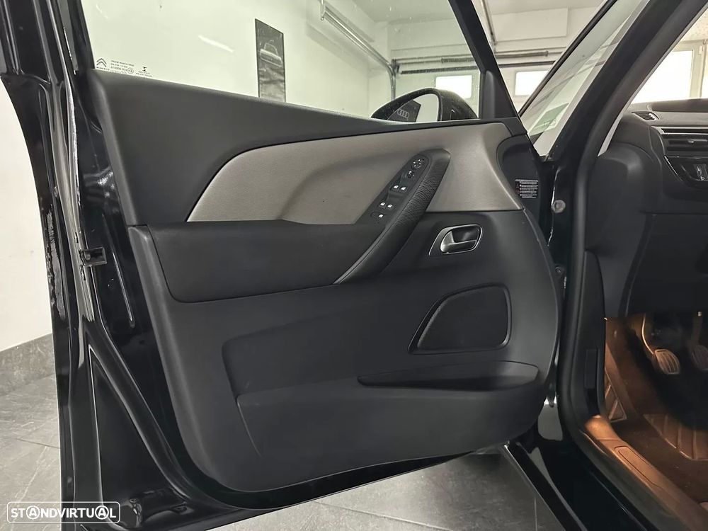 Citroën C4 Grand Picasso 1.6 e-HDi Exclusive - 8