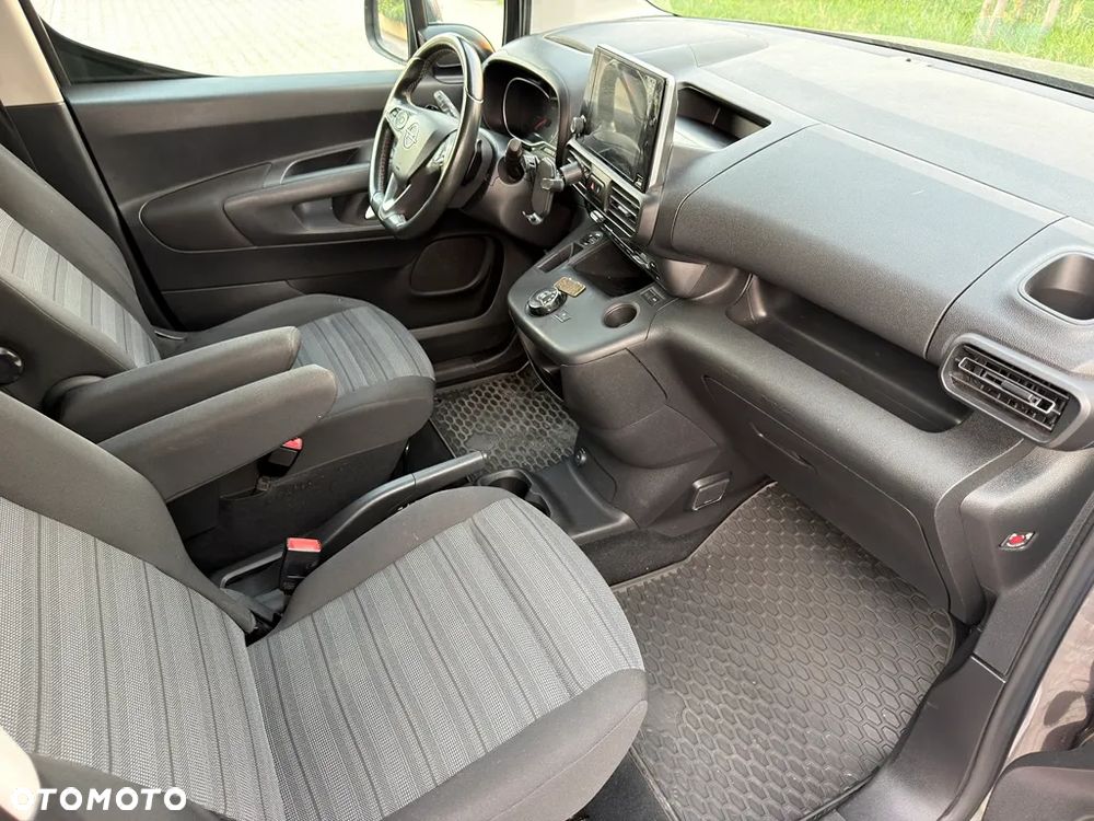 Opel Combo 1.2 Turbo Start/Stop Automatik Innovation - 12