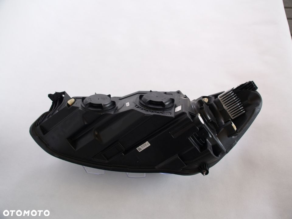 Ford Focus 4 IV 18r Reflektor prawy lampa prawa 2018 uszkodzona - 4