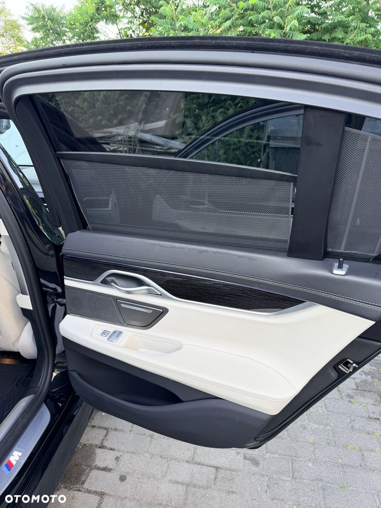 BMW Seria 7 750d xDrive - 20