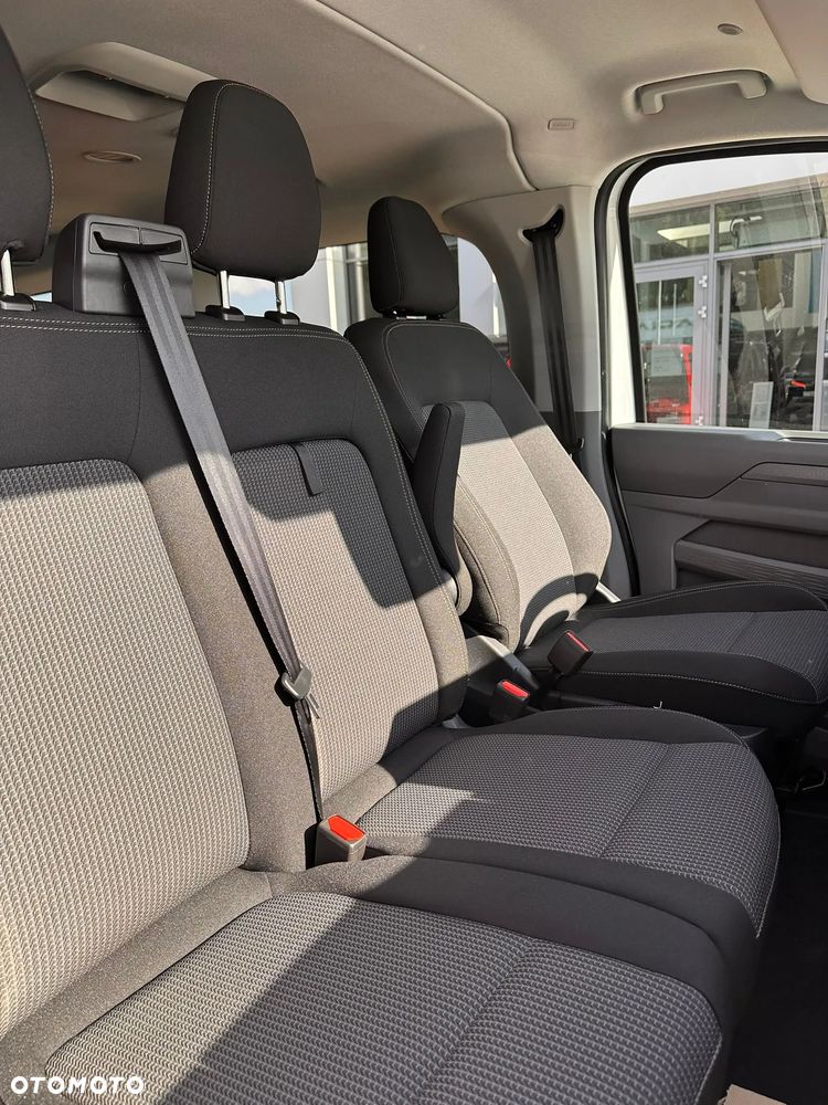 Volkswagen Caravelle 2.0 TDI L2 - 13