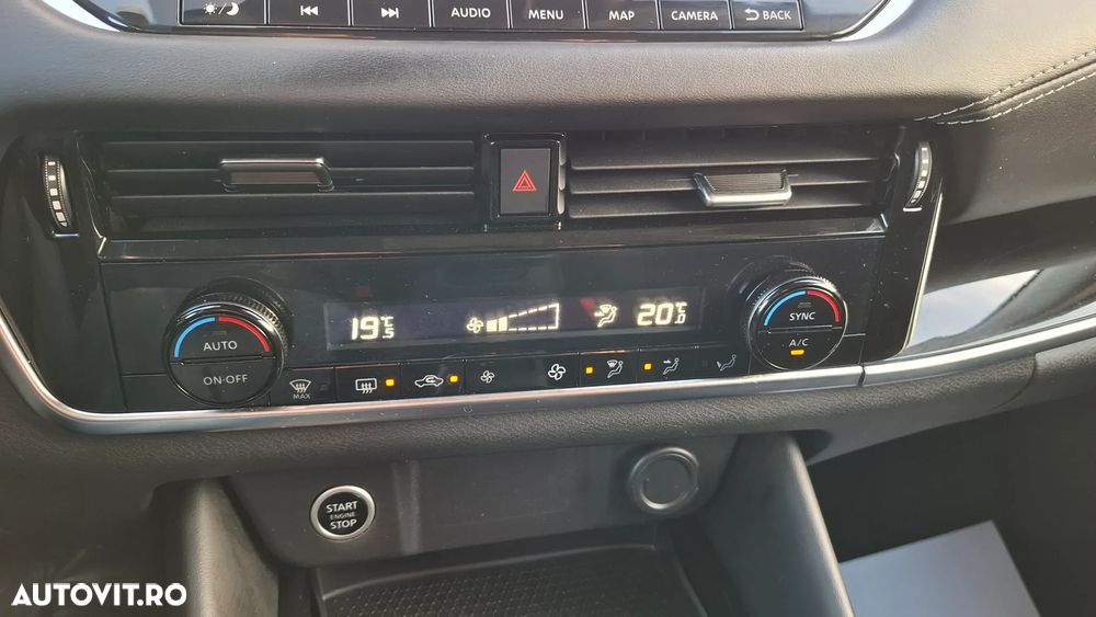 Nissan Qashqai 1.3 DIG-T MHEV Xtronic N-Connecta - 26